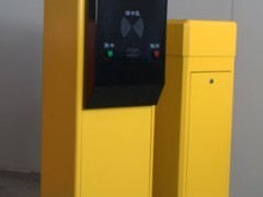 湖北咸寧市供應(yīng)高品質(zhì)可脫機(jī)使用停車(chē)場(chǎng)系統(tǒng)，助力智慧交通升級(jí)